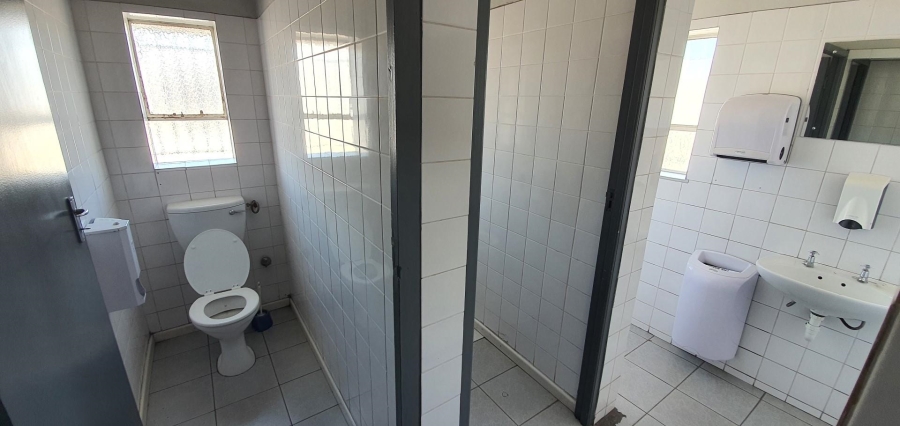 To Let commercial Property for Rent in Airport Industria Western Cape